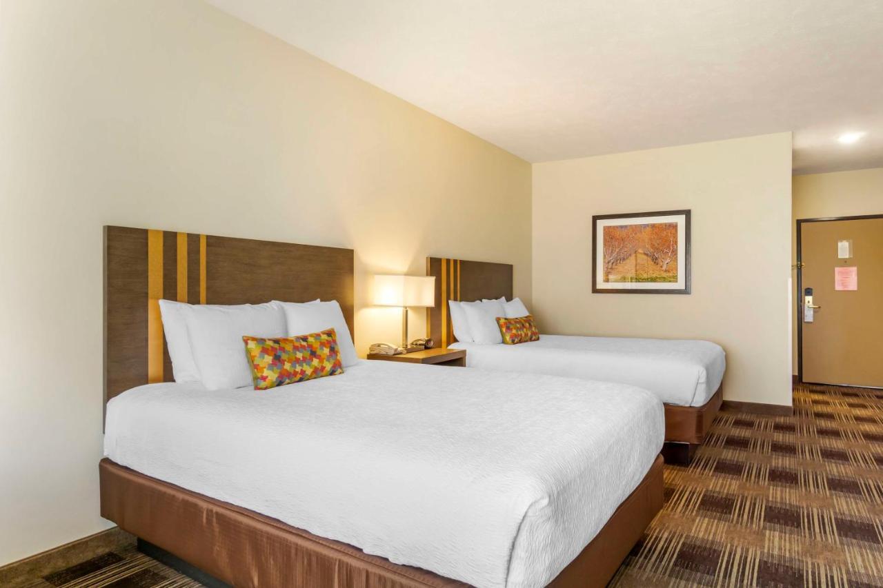 Prosser Best Western Plus The Inn At Horse Heaven מראה חיצוני תמונה